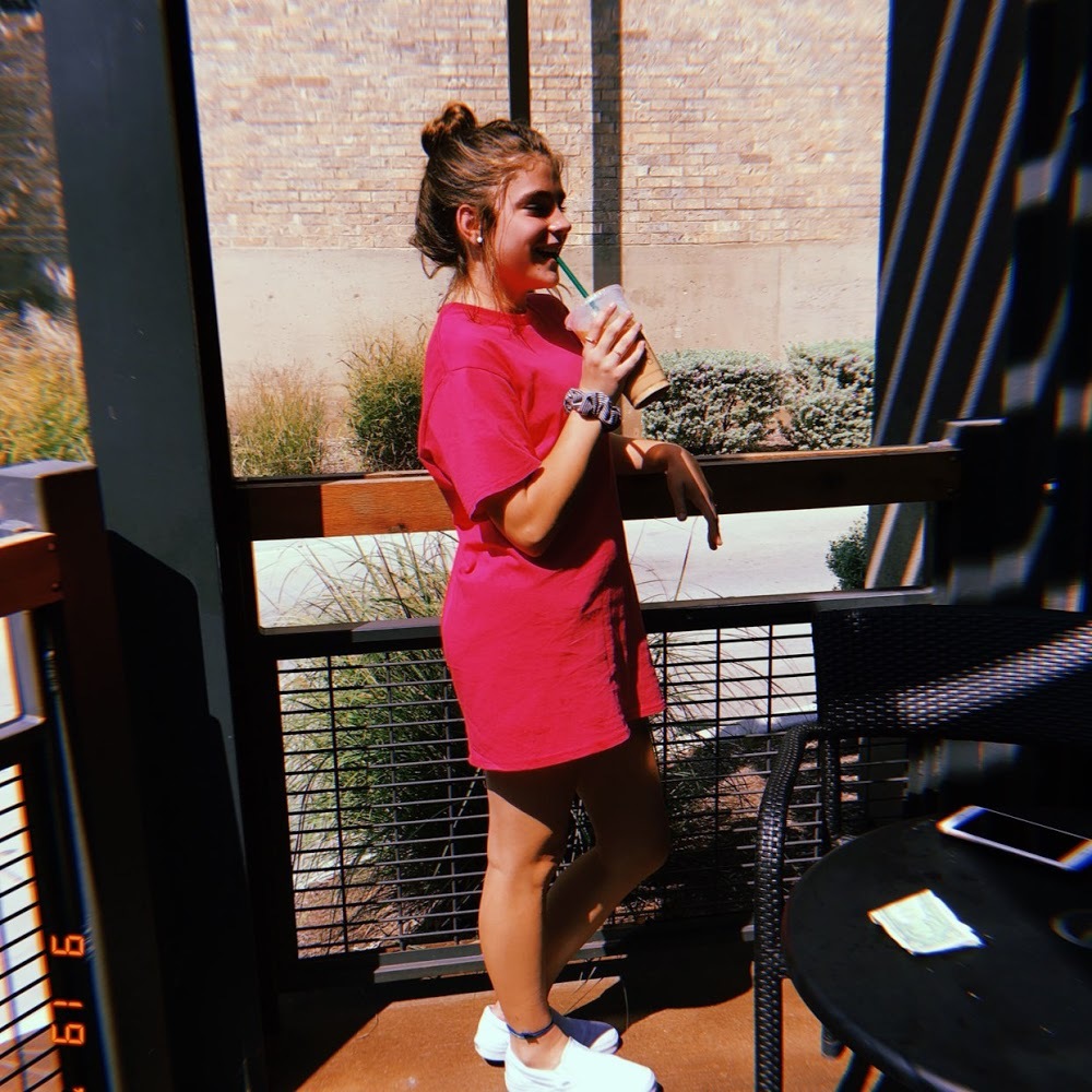 Meet your Posher, Lauren